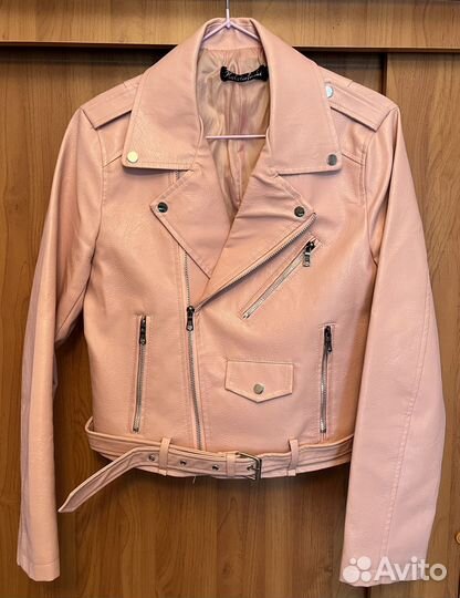 Кожаная куртка косуха женская