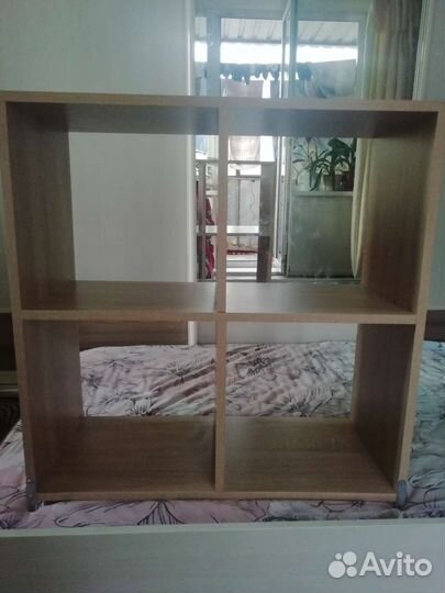 Полки и стеллажи