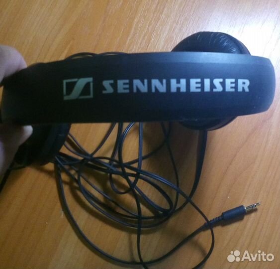 Наушники проводные Sennheiser HD206 б/у
