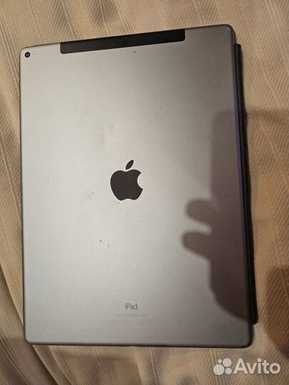 iPad pro 12.9 1th gen
