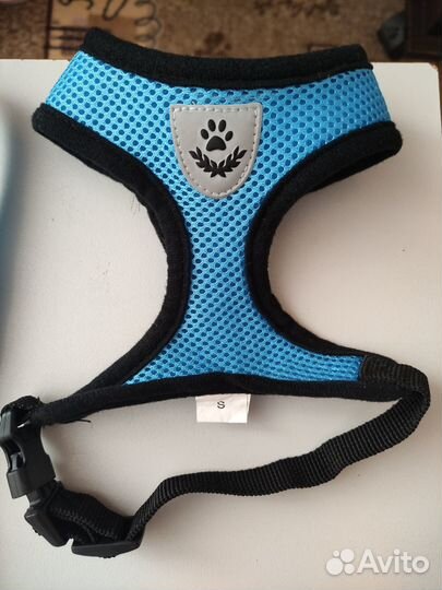 Шлейка с поводком для собаки