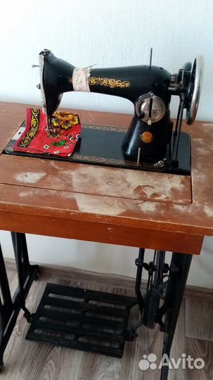 Швейная машина Подольск