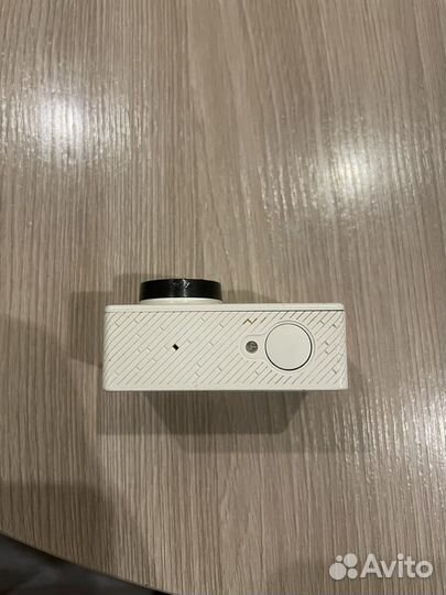 Экшн камера xiaomi YI action camera