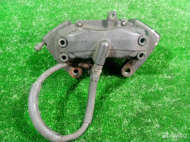 Суппорт тормозной передний правый Mercedes-Benz