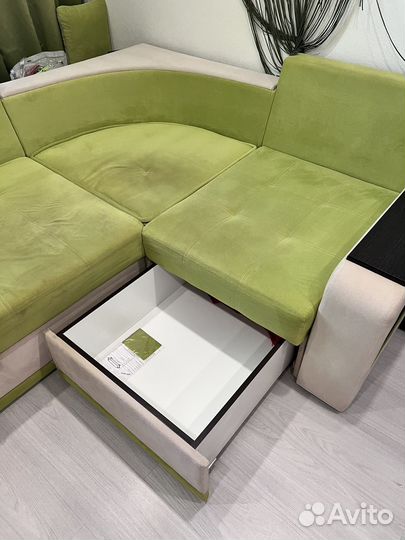 Угловой диван