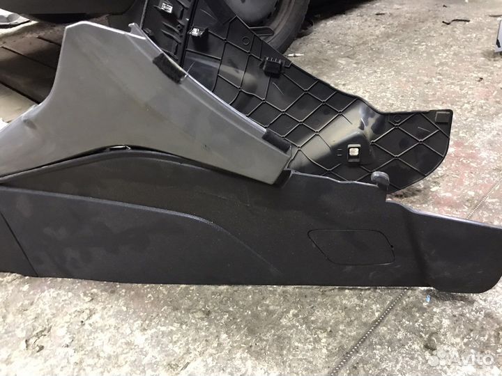 Тоннель пола Ford Focus 3