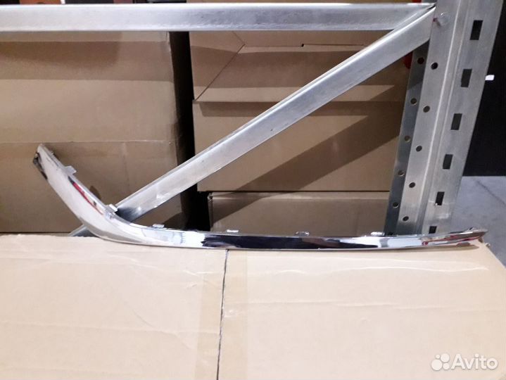 Накладка переднего бампера Hyundai Sonata LF