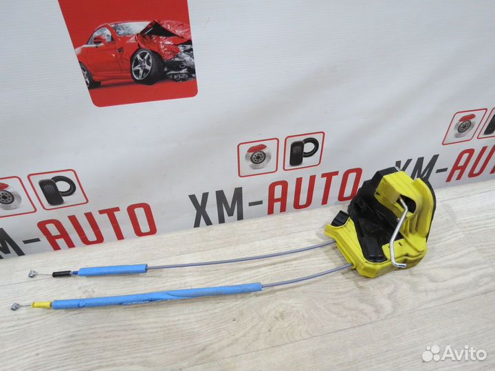 Замок двери задний правый Hyundai Solaris 2