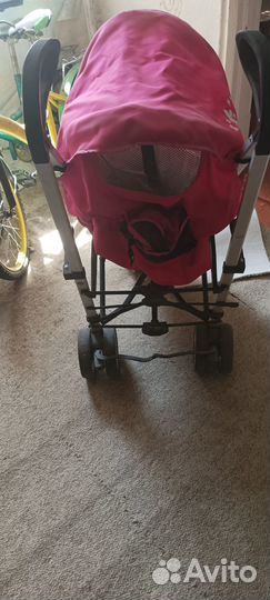 Прогулочная коляска