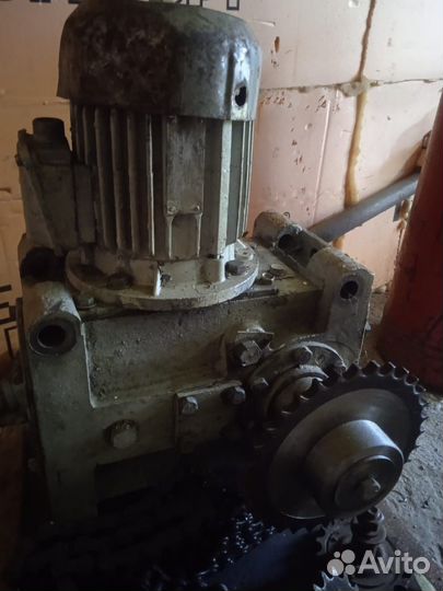 Мотор редуктор червячный