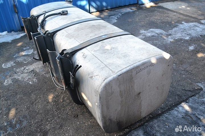 Топливный бак DAF XF105 (01.05)