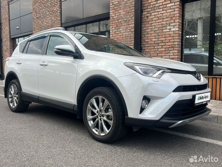 Toyota RAV4 2.5 AT, 2018, 83 000 км