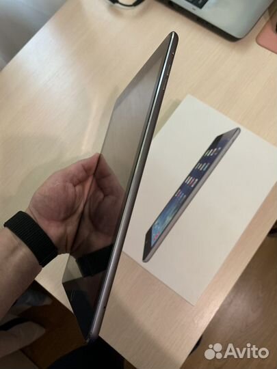 iPad Air Wi-Fi Cellular 64Gb