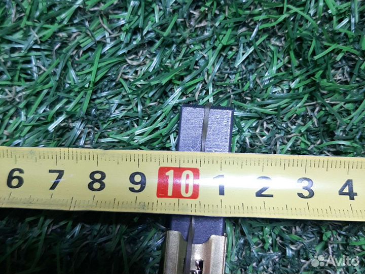 Щетки угольные 13,5*5*35 мм, к-т, мет