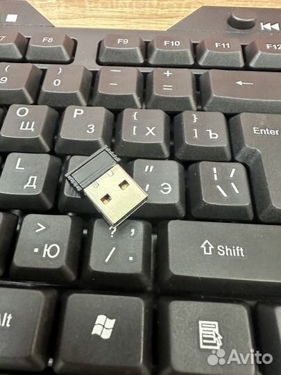 Клавиатура беспроводная Defender Element HB-195