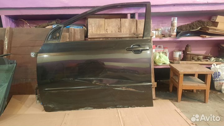Продам дверь передняя левая