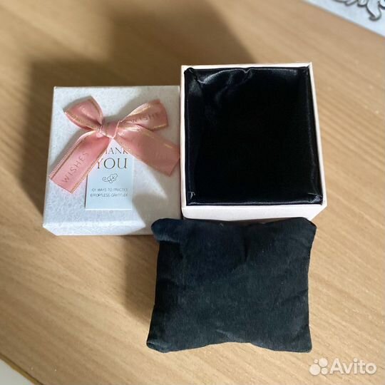 Подарочные коробки разные