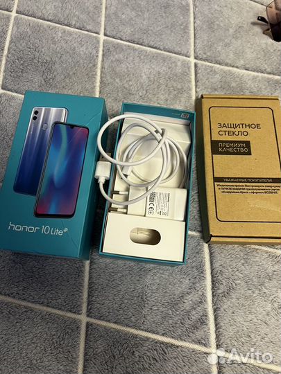 HONOR 10 Lite, 3/32 ГБ