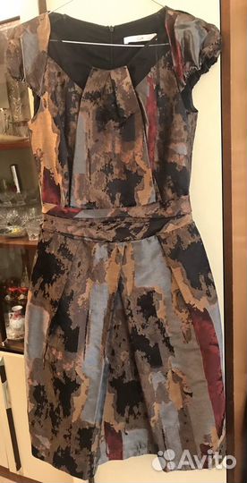 Платье новое Bgn