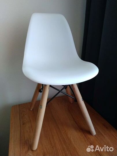 Детский стул Eames