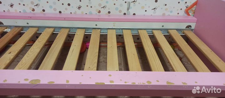 Кровать маммут IKEA розовая 160х70