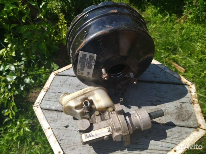 Вакуумный усилитель тормозов и главный цилиндр