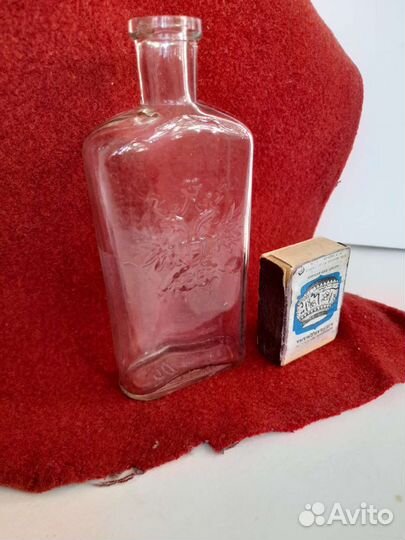 Старинные аптечные пузырьки