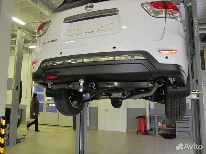 Фаркоп на Nissan Pathfinder 2014