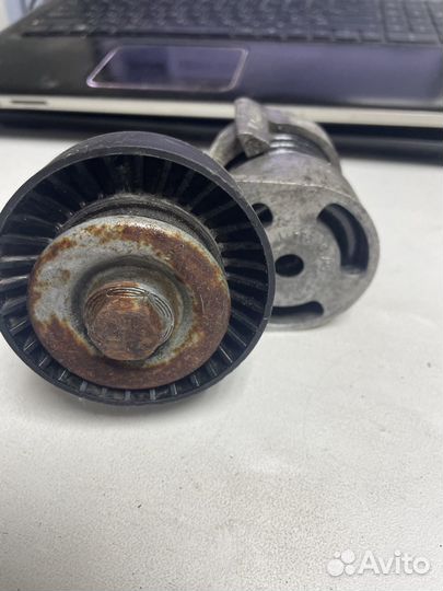 Натяжной ремня BMW e46