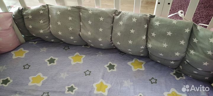 Бортики в детскую кроватку с одеялом двухсторонние