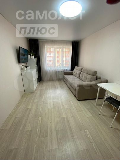 2-к. квартира, 42 м², 3/6 эт.