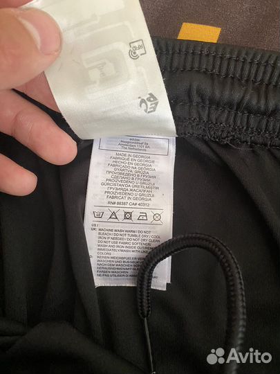 Футбольные шорты adidas чёрные