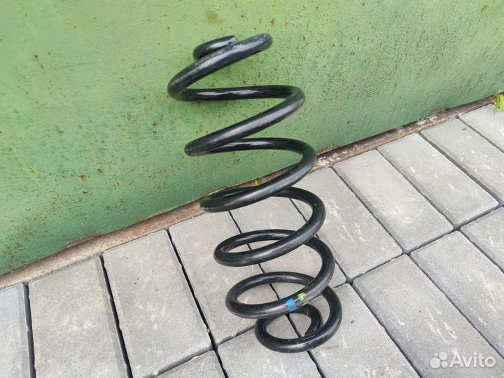 Задняя пружина BMW X5 X6 E70 E71 Adaptive Drive