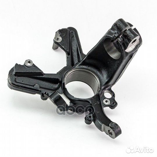 Кулак поворотный правый AW1J004070256AG dominant