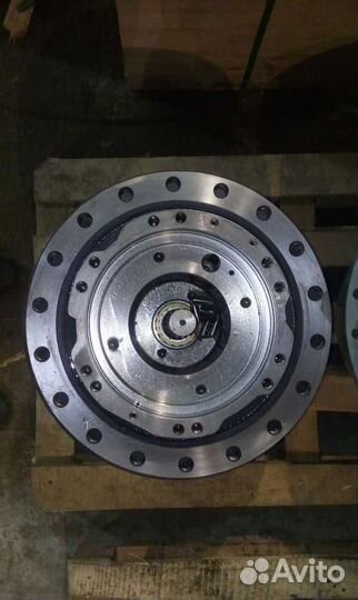 Редуктор хода без мотора Hyundai R320-7