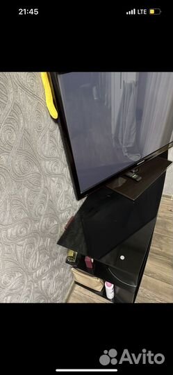 Тумба под телевизор