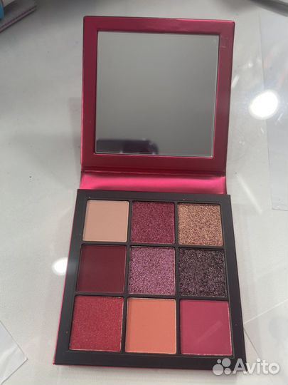 Палетка теней huda beauty Ruby Obsessions