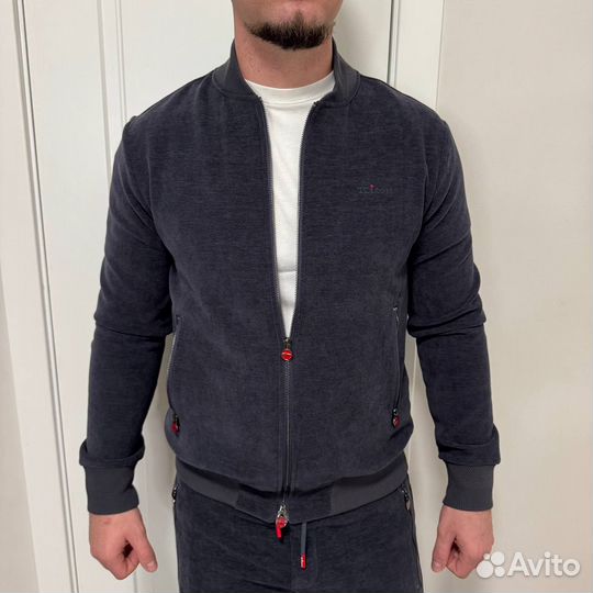 Спортивный костюм мужской Kiton