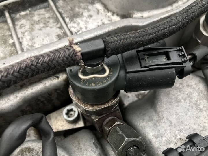 Форсунка топливная на Mercedes W211 2.2 2.7 CDI