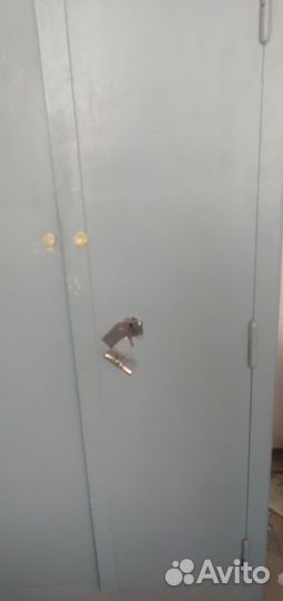 Шкаф металлический сейф