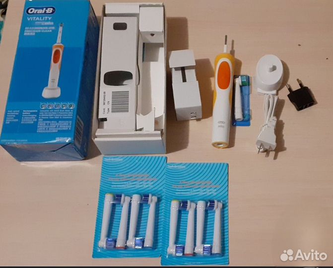 Зубная щетка oral b