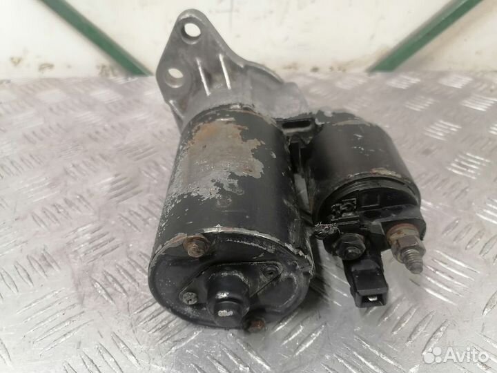 Стартер Volkswagen Passat B3 1.6