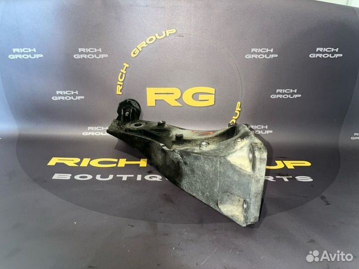 Кронштейн двигателя Bmw X5 E70 M57N2 2007