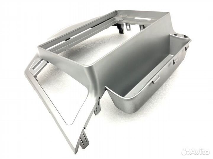 Рамка магнитолы Chevrolet Cruze 2012