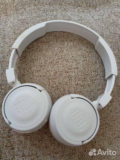 Беспроводные наушники jbl t450bt
