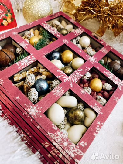 Подарочный набор из орехов 