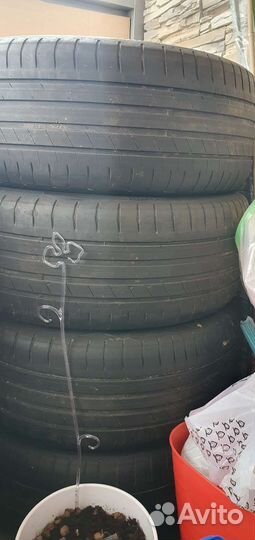 Goodyear EfficientGrip Performance 215/50 R17 W