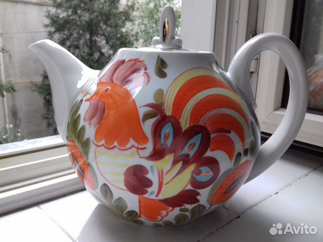 Чайник Украина, чашки глиняные, на подставке