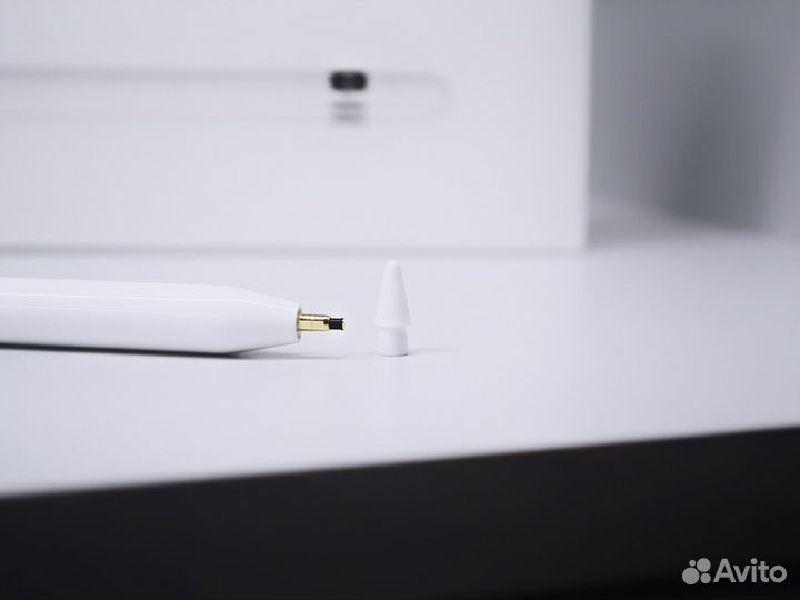 Apple Pencil Первого поколения Lightning