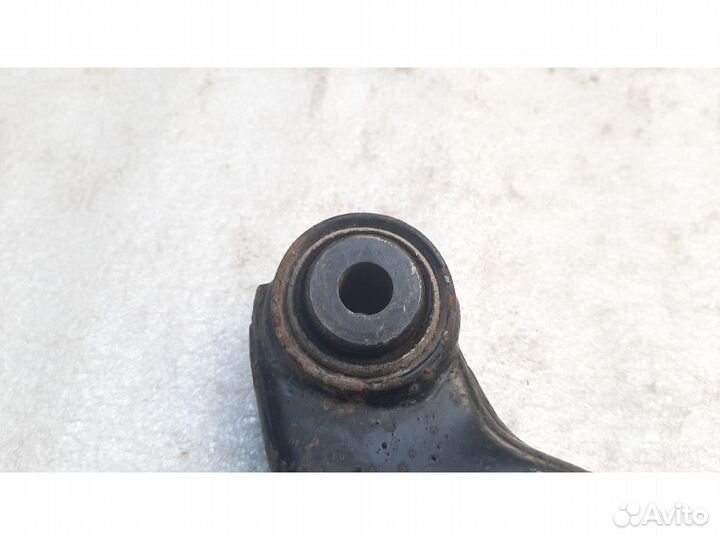 Рычаг audi A4 B6 задний правый верхний